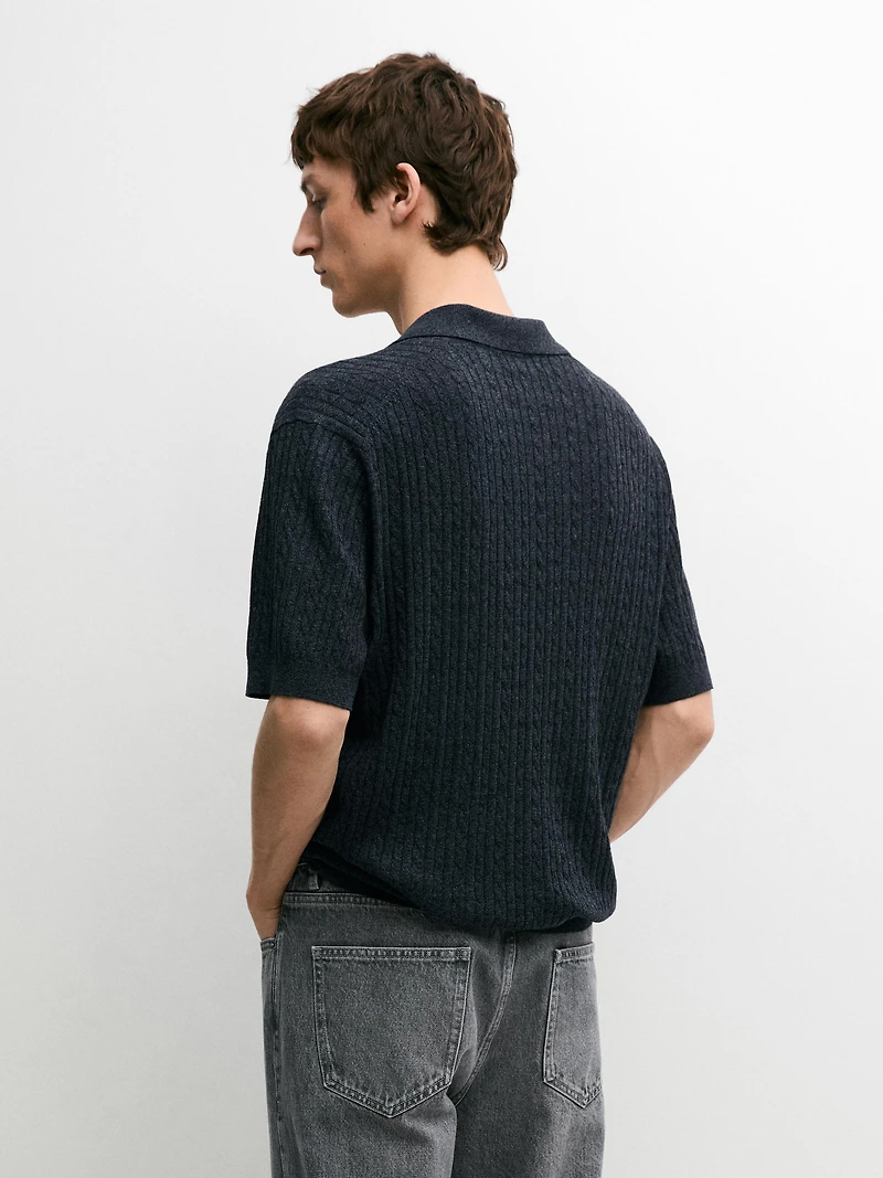 Short sleeve knit polo shirt with cable-knit detail