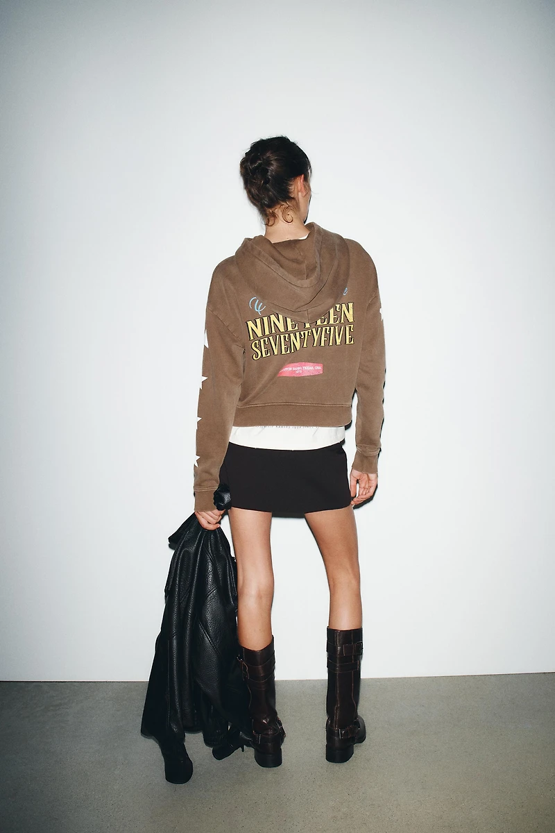 HOODED SWEATSHIRT WITH TEXT PRINT