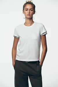 T-SHIRT DÉLAVÉ AVEC POCHE