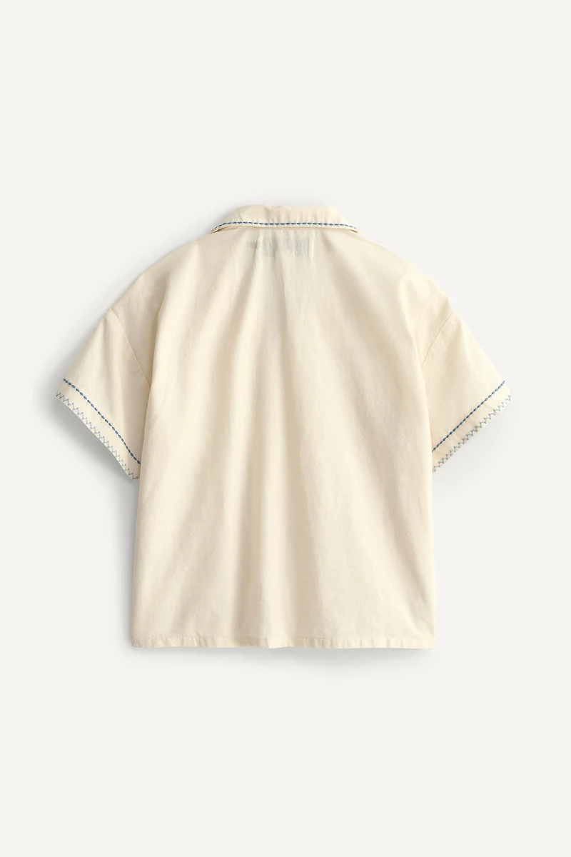 CHEMISE SURPIQÛRES BRODÉES ÉDITION LIMITÉE