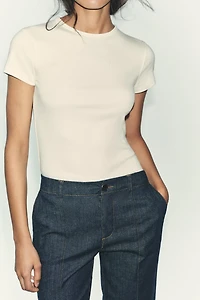 RIBBED SHORT SLEEVE T-SHIRT