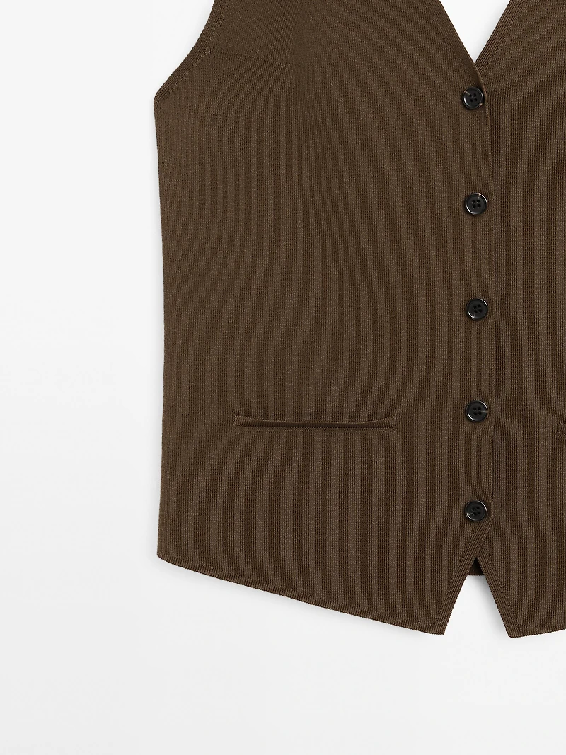 Veste sans manches en maille à encolure américaine