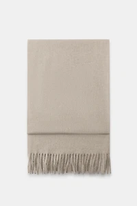 SOFT FRINGED SCARF