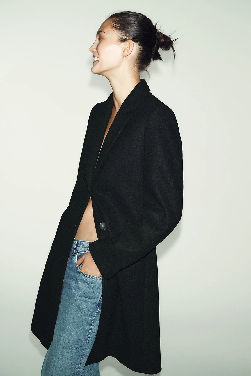 SOFT SHOULDER PAD COAT