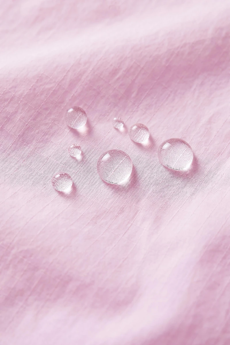 WATER REPELLENT HOODED RAINCOAT