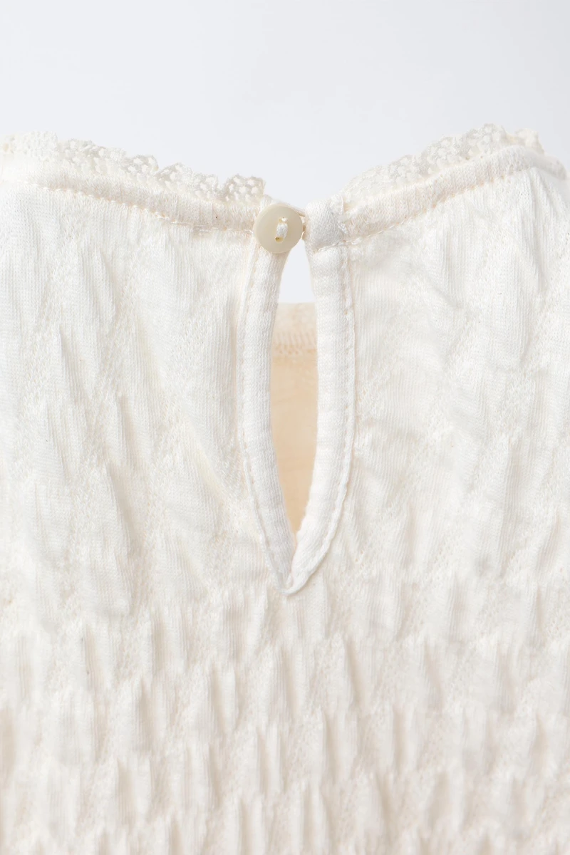 LACE TEXTURED BODYSUIT