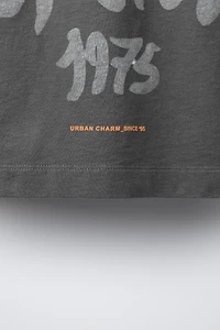 T-SHIRT À IMPRIMÉ GRAFFITI