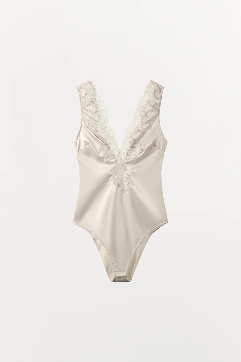BODY SATINÉ EN DENTELLE ZW COLLECTION