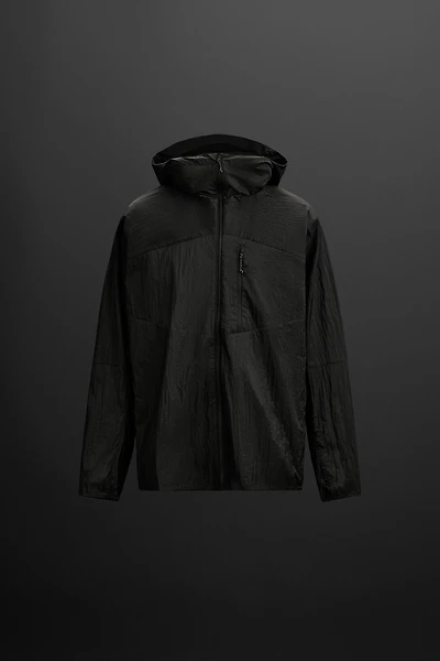 WINDBREAKER JACKET