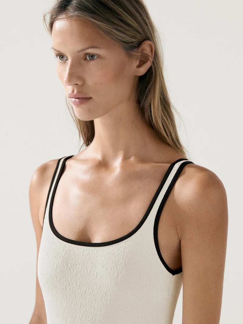 Maillot de bain texturé contrastant