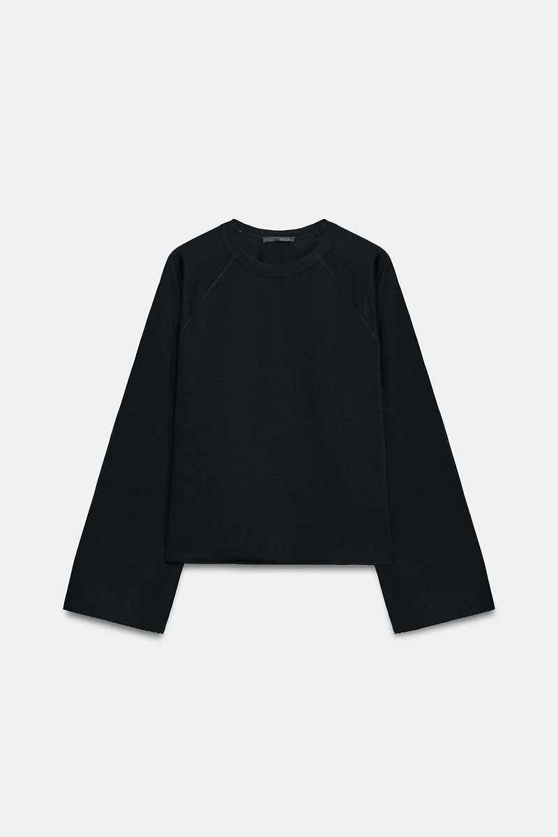 LONG SLEEVE RAGLAN T-SHIRT