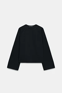 LONG SLEEVE RAGLAN T-SHIRT