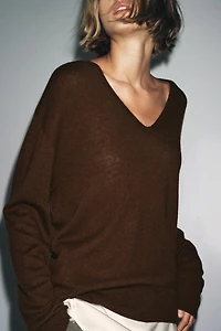 100% EXTRA-SOFT WOOL SWEATER