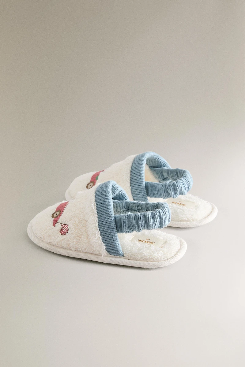 CHILDREN'S TERRYCLOTH BATHROOM RACING DOG SLIPPERS