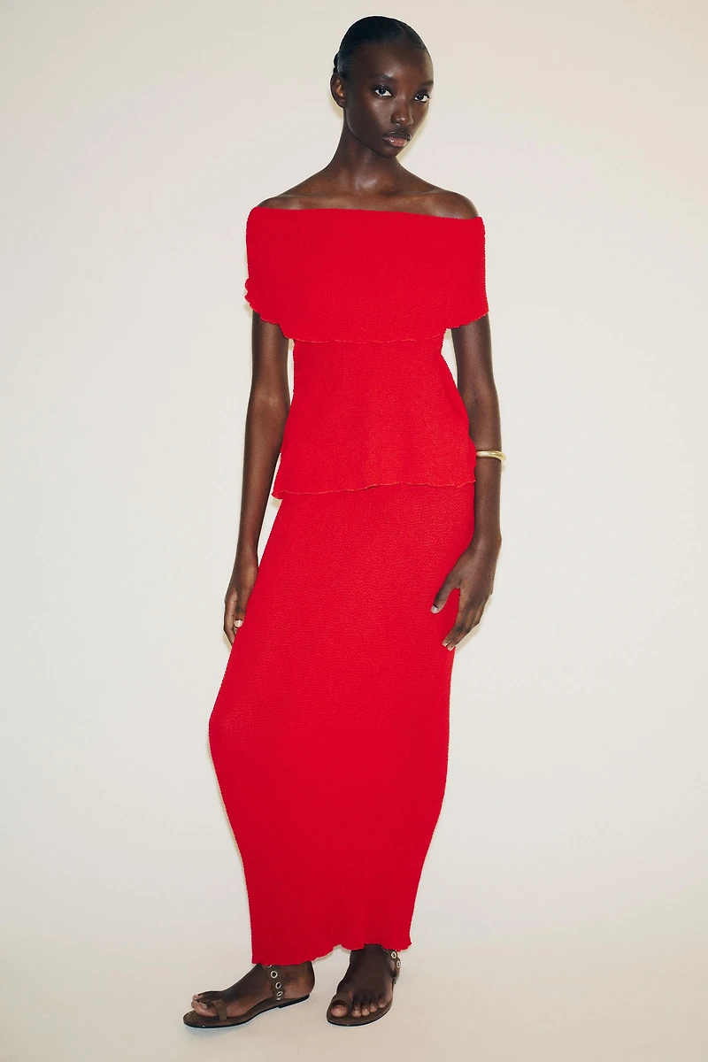 MULTI-POSITION LAYERED TEXTURED TOP