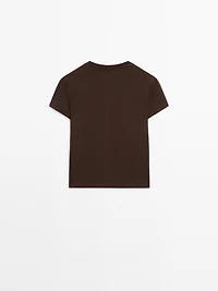 100% cotton T-shirt with seam detail