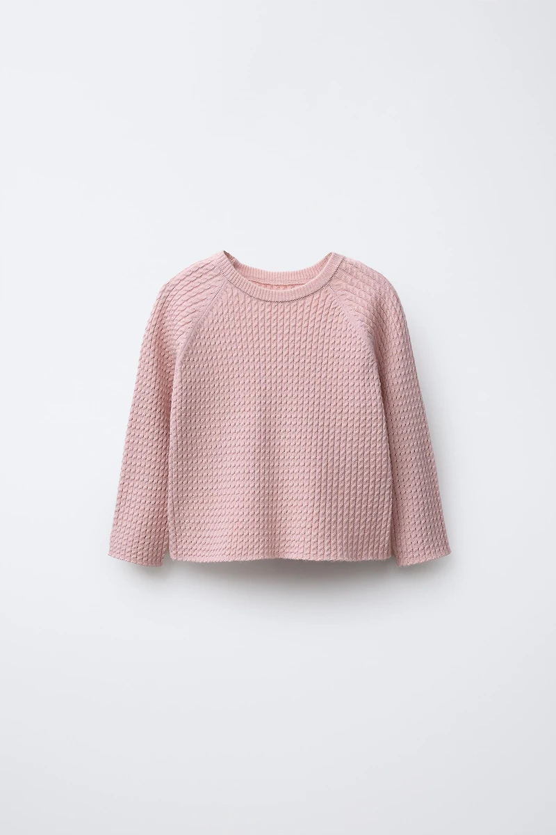 CABLE KNIT SWEATER