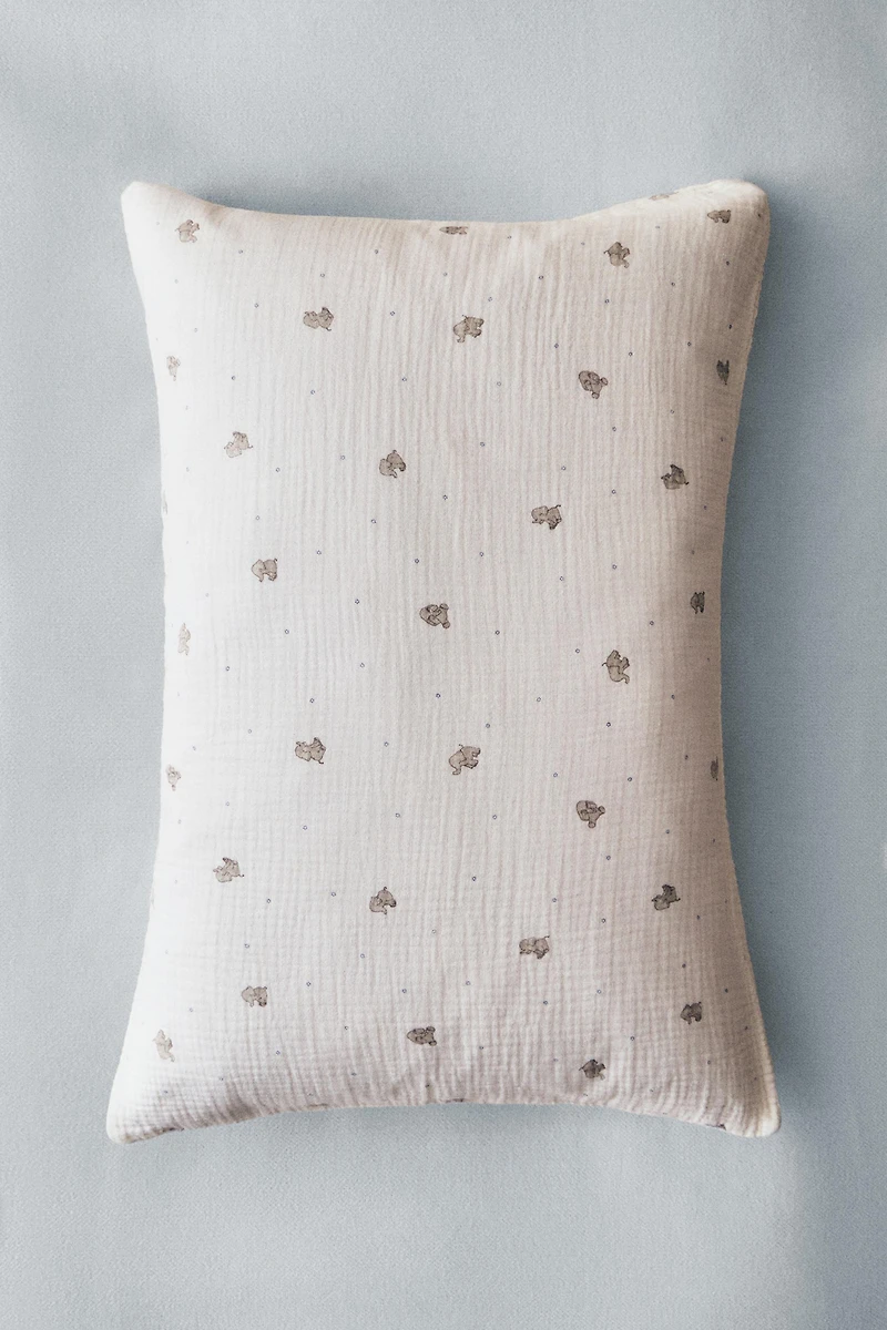 CHILDREN'S MUSLIN ELEPHANT PILLOWCASE