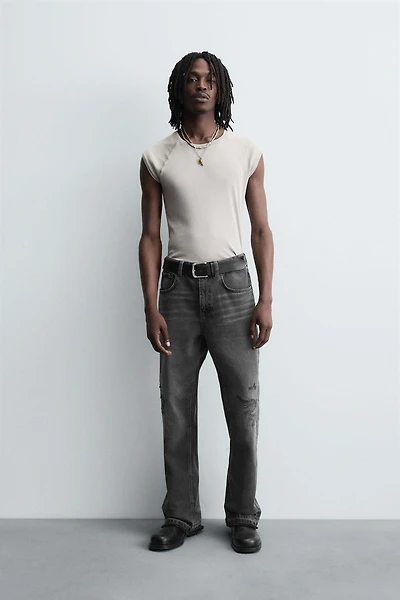 RIPPED FLARE FIT JEANS