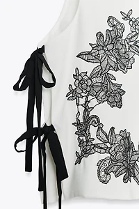 FLORAL EMBROIDERED TIE TOP