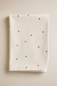 BABY FLEECE BLANKET WITH FLOWERS