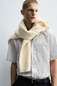 IRREGULAR STRIPED JACQUARD SHIRT