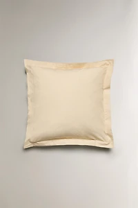 STRIPED PRINT PILLOWCASE