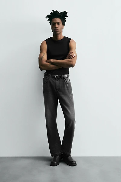 FLARE FIT JEANS