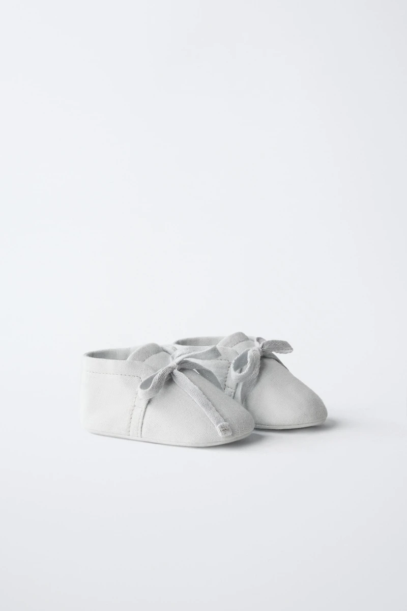 BOW BOOTS