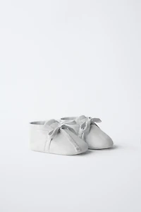 BOW BOOTS
