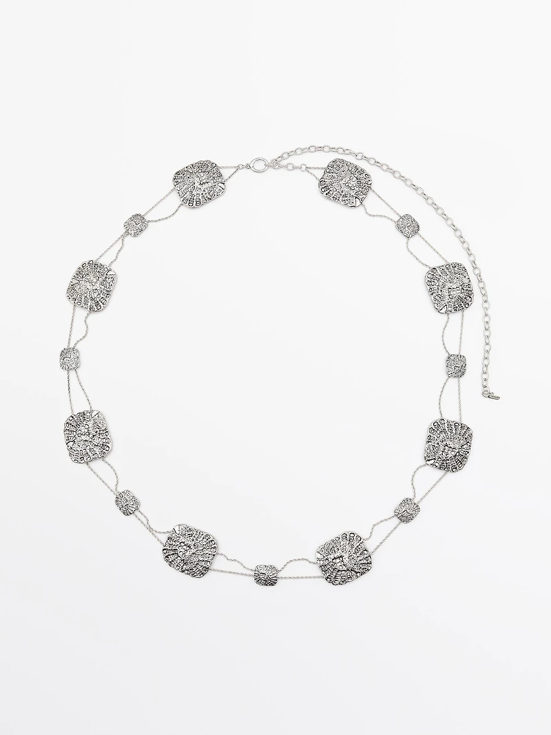 Textured chain and medallion belt