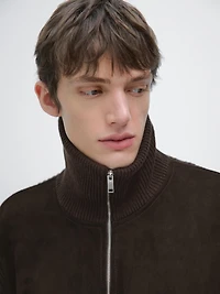 Contrast mock neck jacket