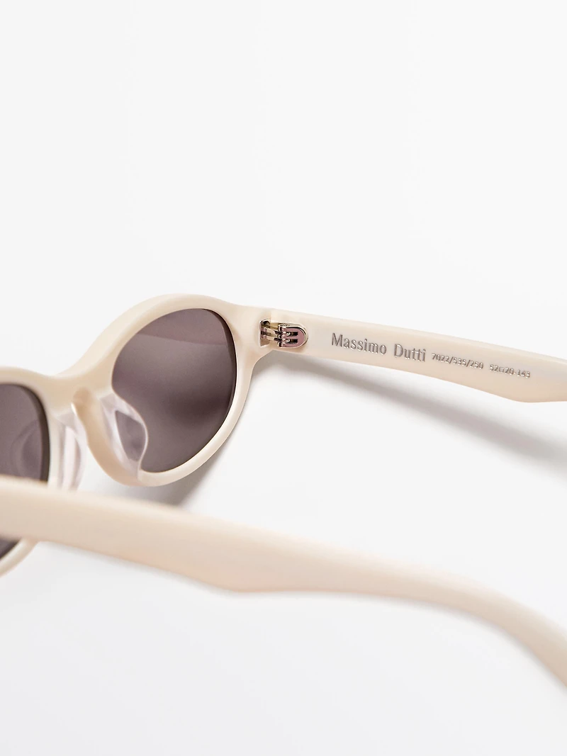 Petites lunettes de soleil rectangulaires