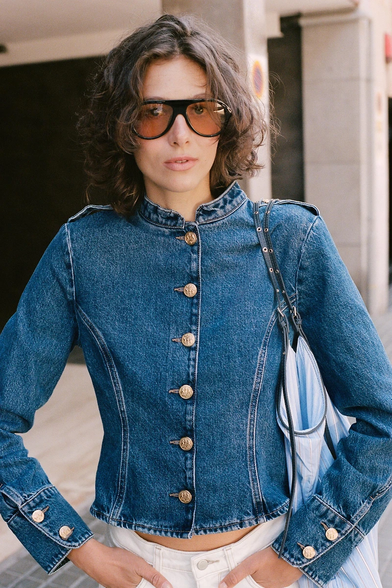 Z1975 GOLD BUTTON DENIM JACKET