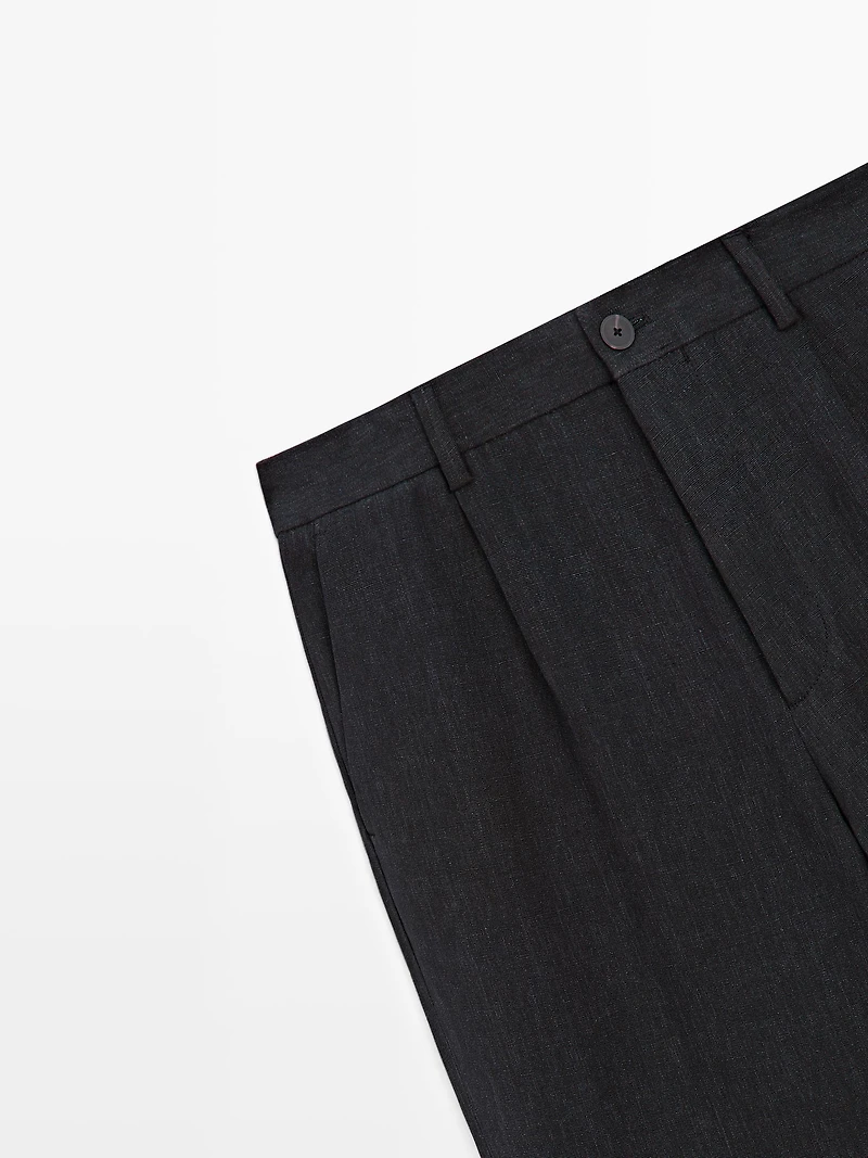 Total look linen darted trousers