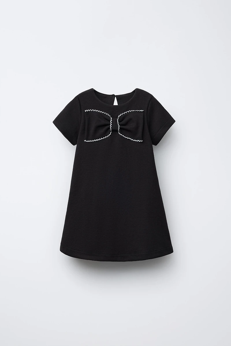 APPLIQUÉ DRESS