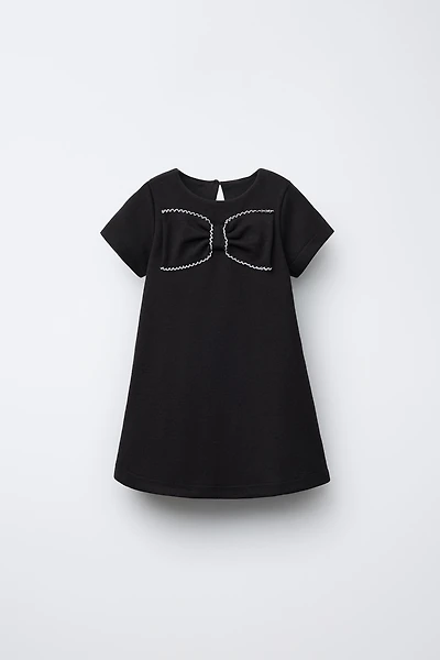 APPLIQUÉ DRESS
