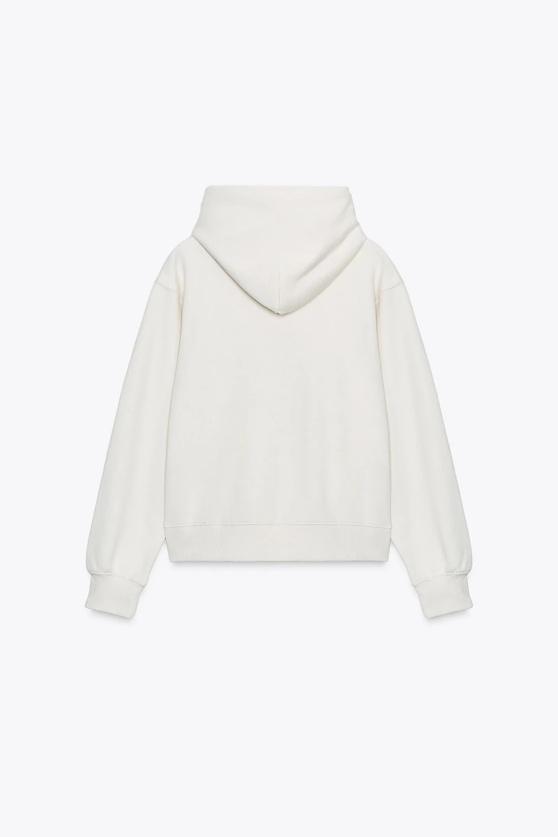 BASIC HOODIE SWEATSHIRT