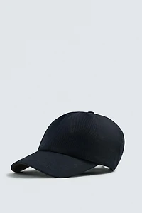 CASQUETTE EN VELOURS CÔTELÉ COMBINÉE
