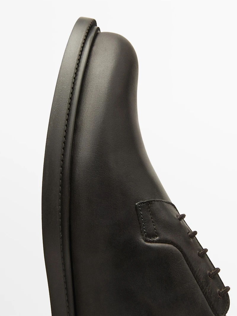 Leather derby shoes