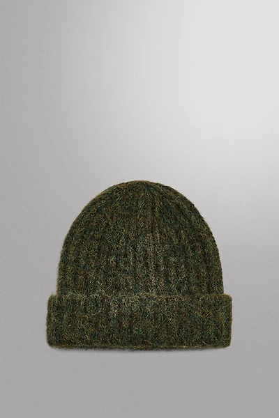 STRUCTURED KNIT HAT