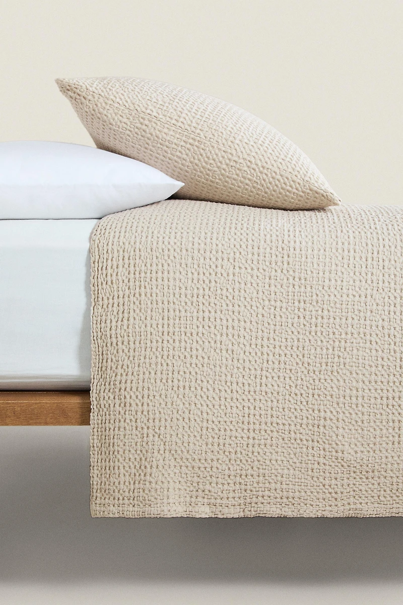 MINI WAFFLE BEDSPREAD