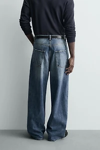 RIPPED BAGGY FIT JEANS