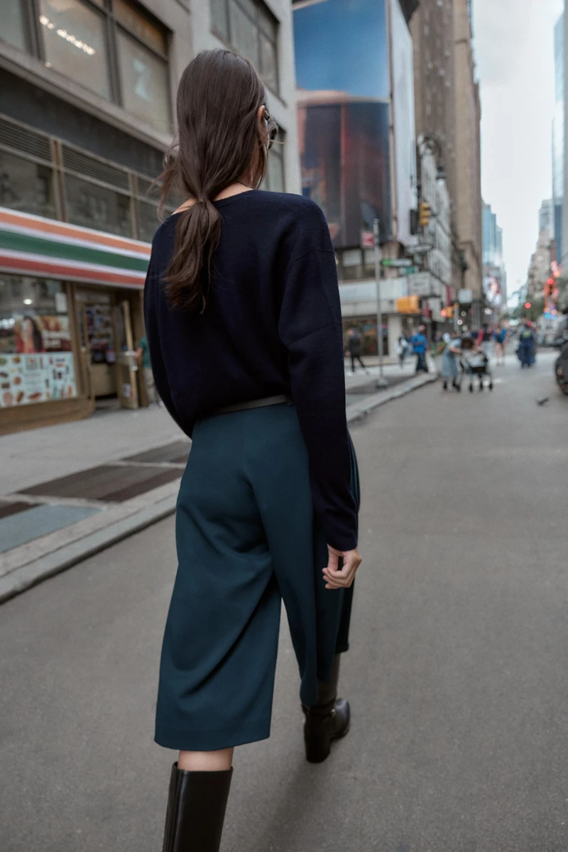 BELTED LONG SHORTS