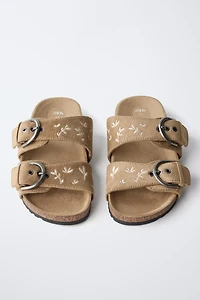 EMBROIDERED DOUBLE STRAP SANDALS