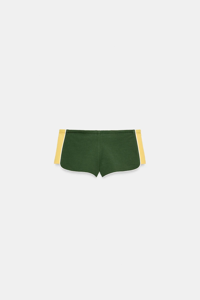 MINI SHORTS WITH SIDE STRIPE