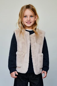 GILET EN FAUSSE FOURRURE