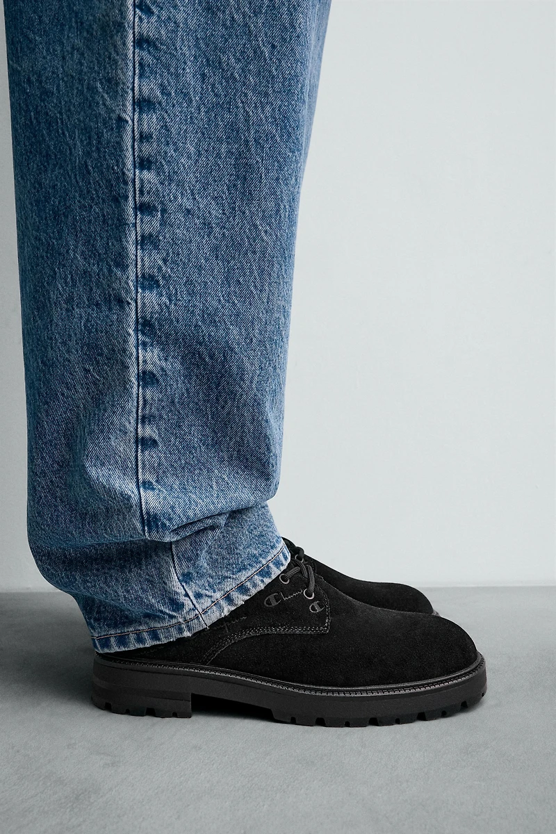 BOTTES EN CUIR AVEC LACETS CHAMPION ® X ZARA