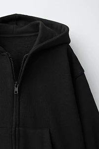HOODED ZIP SWEATSHIRT