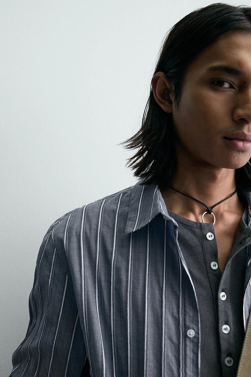 RELAXED FIT STRIPED JACQUARD SHIRT